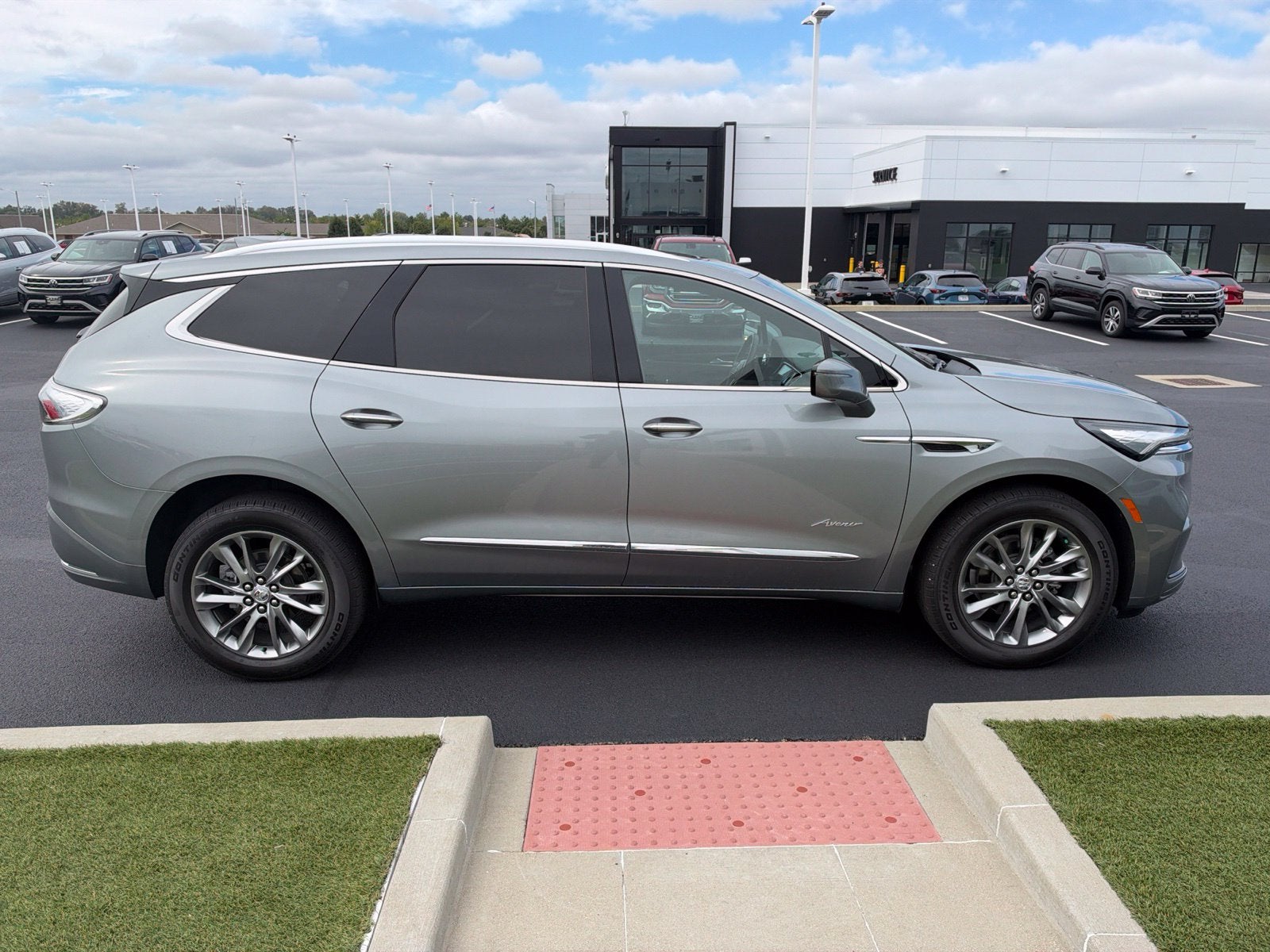 2023 Buick Enclave Avenir