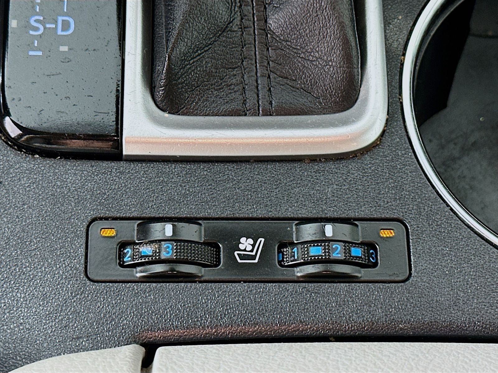 2019 Toyota Highlander Limited Platinum