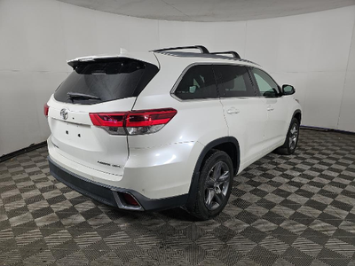 2019 Toyota Highlander Limited Platinum