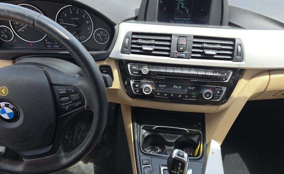 2018 BMW 3 Series 320i