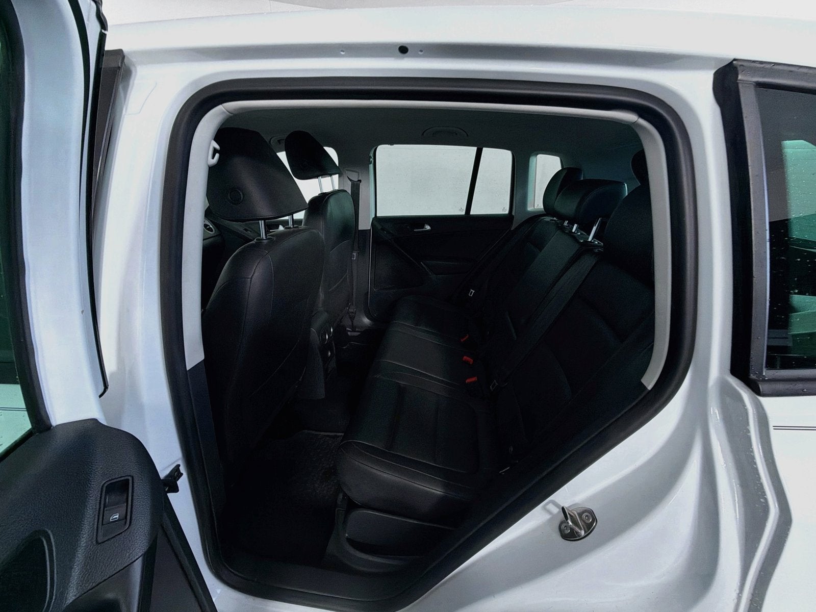 2014 Volkswagen Tiguan SE