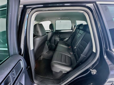 2016 Volkswagen Touareg Sport