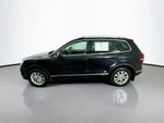 2016 Volkswagen Touareg Sport