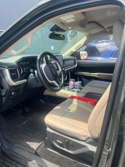 2022 Ford Expedition XLT