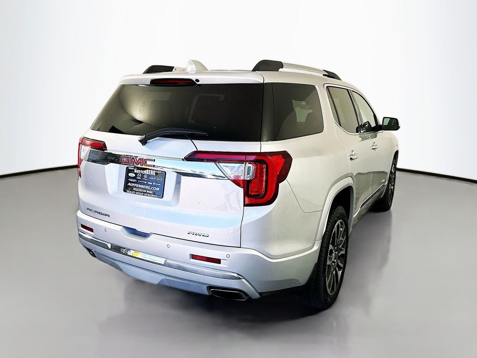 2020 GMC Acadia Denali