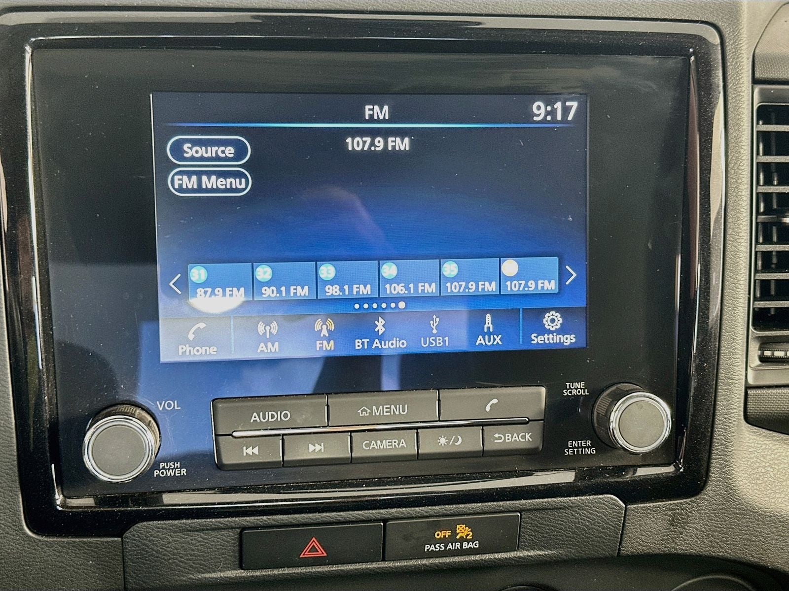 2022 Nissan Frontier S