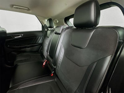 2016 Ford Edge Sport