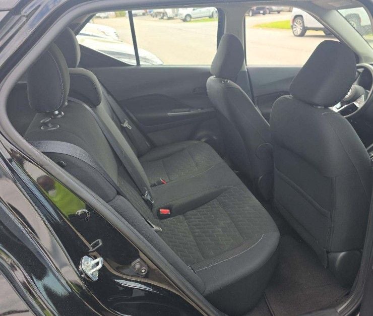 2022 Nissan Kicks S