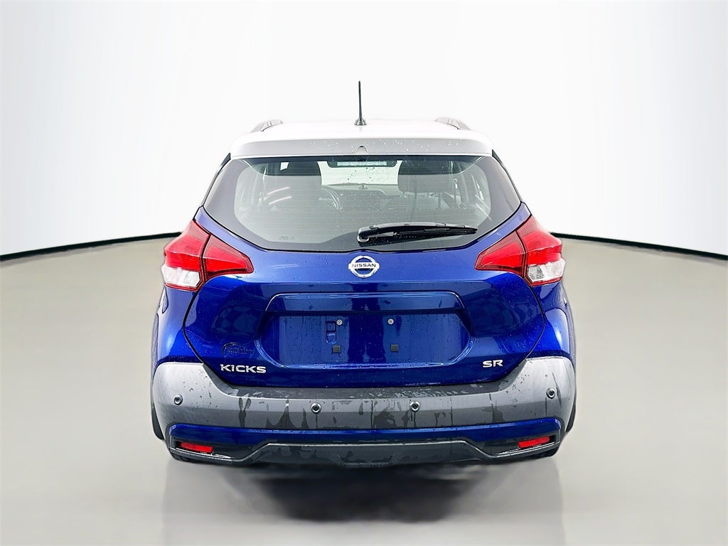 2020 Nissan Kicks SR