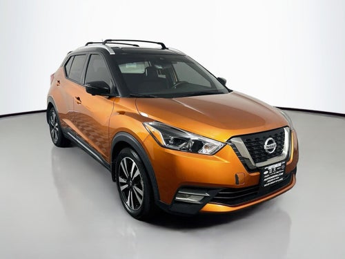 2020 Nissan Kicks SR