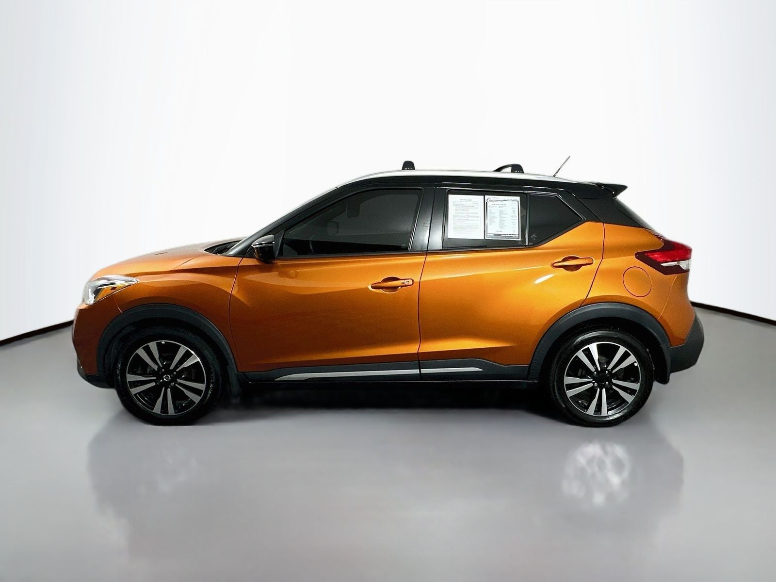 2020 Nissan Kicks SR