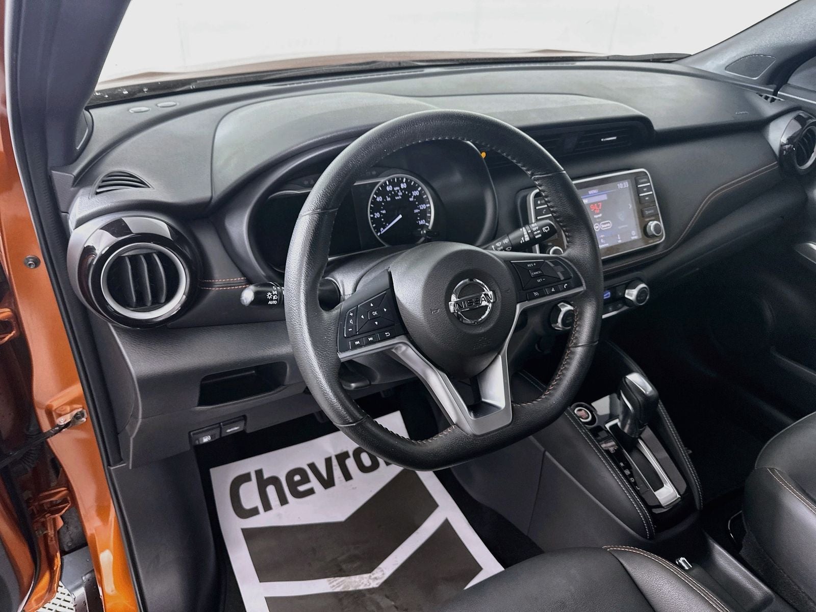 2020 Nissan Kicks SR