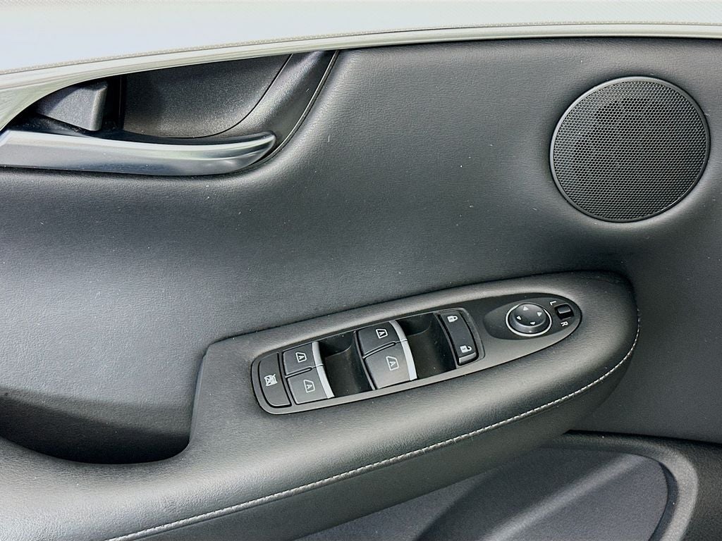 2021 INFINITI QX50 LUXE