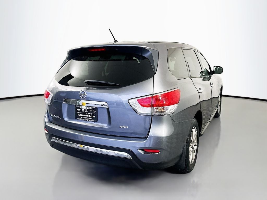 2015 Nissan Pathfinder S