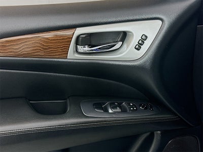 2019 Nissan Pathfinder Platinum