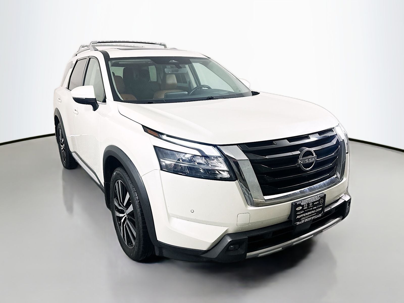 2023 Nissan Pathfinder Platinum