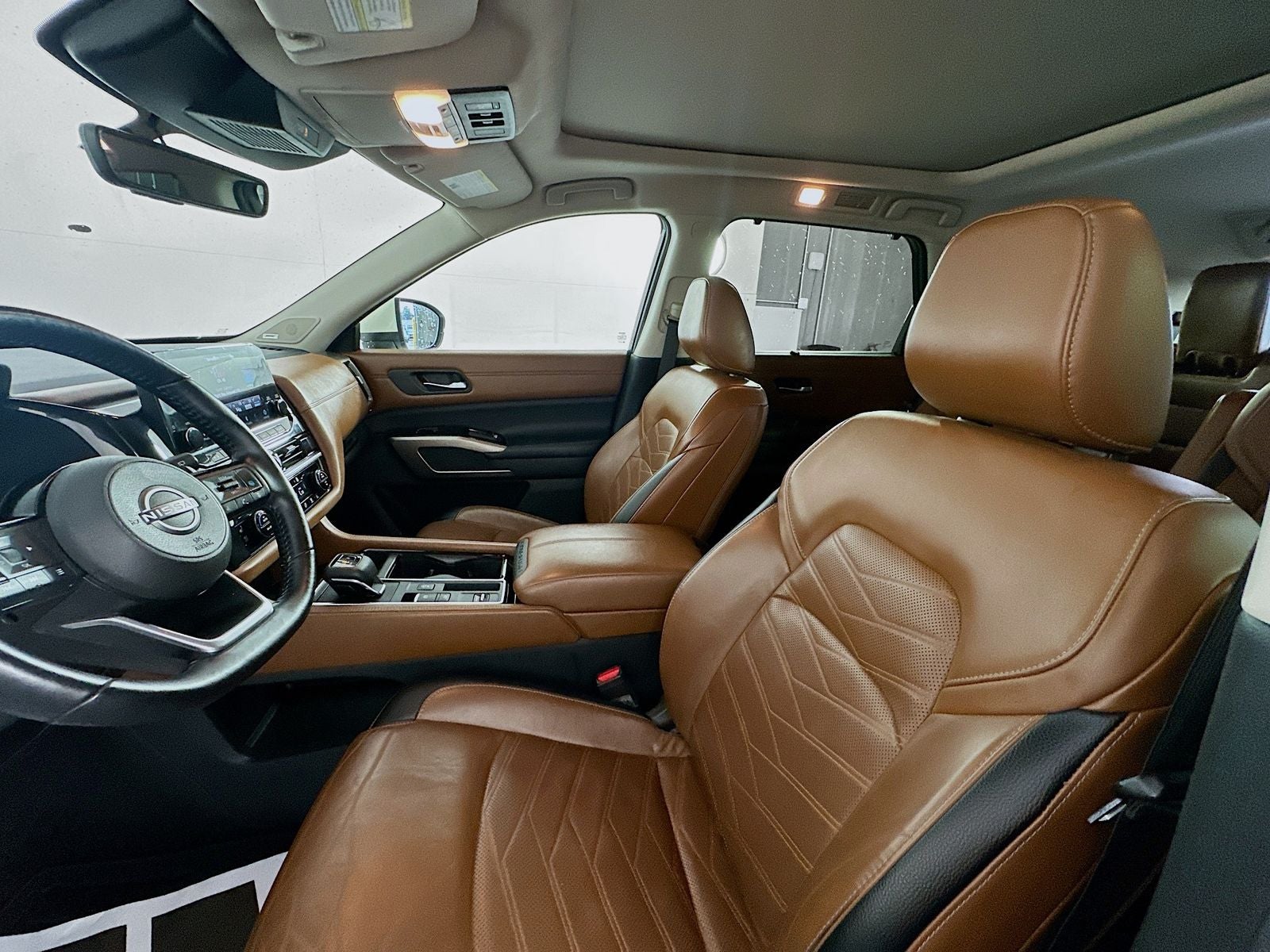 2023 Nissan Pathfinder Platinum
