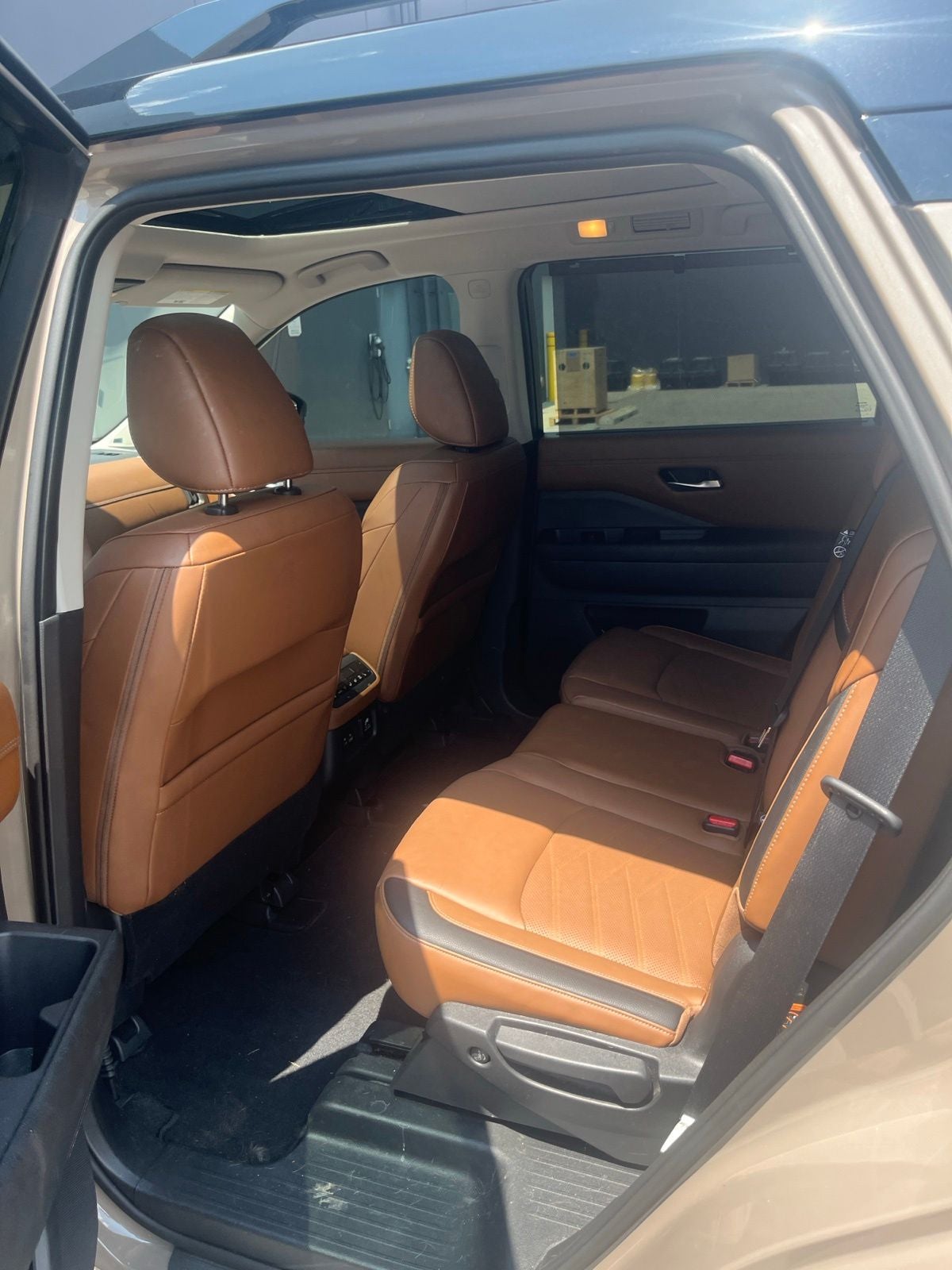 2023 Nissan Pathfinder Platinum