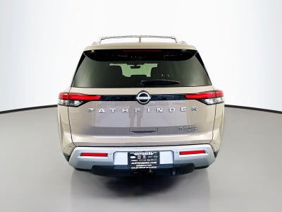 2023 Nissan Pathfinder Platinum