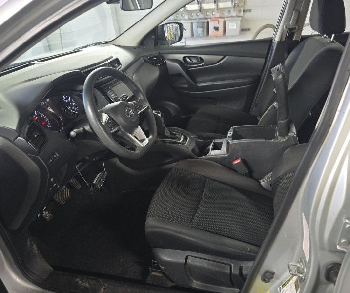 2022 Nissan Rogue Sport S