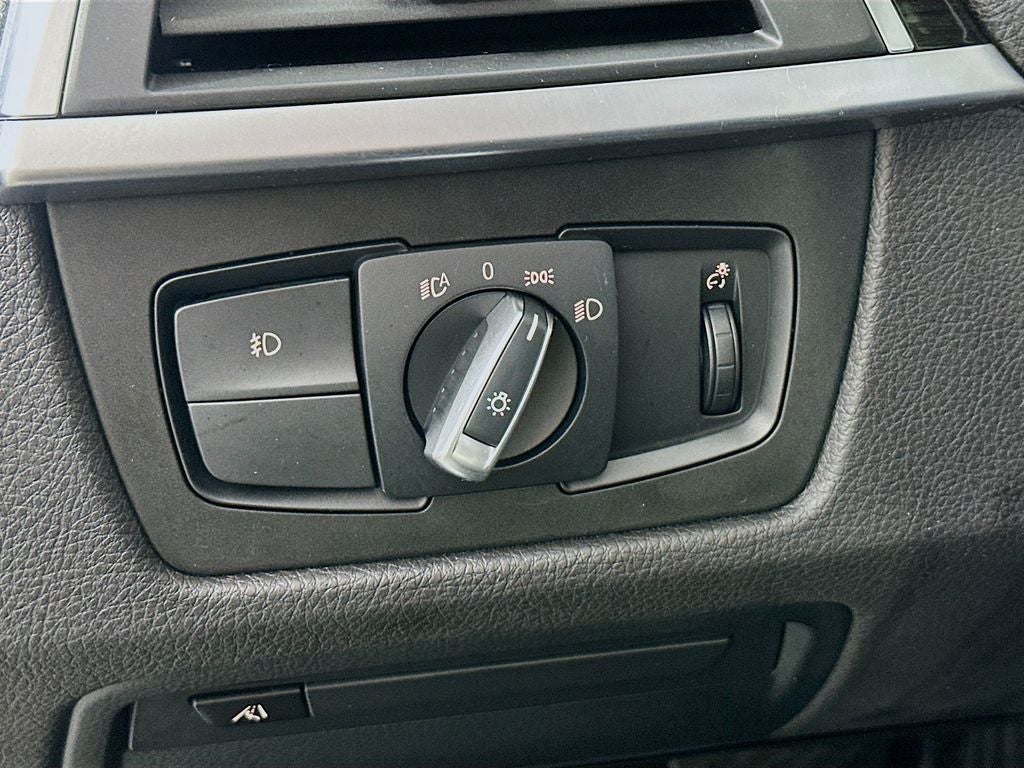 2018 BMW 3 Series 330i