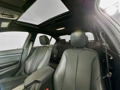 2018 BMW 3 Series 330i