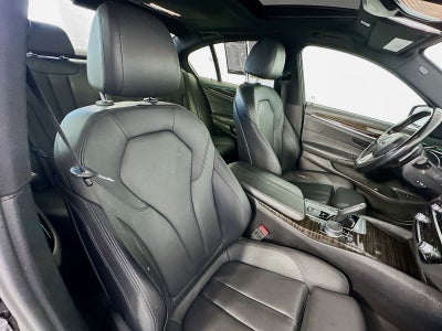 2018 BMW 5 Series 530i